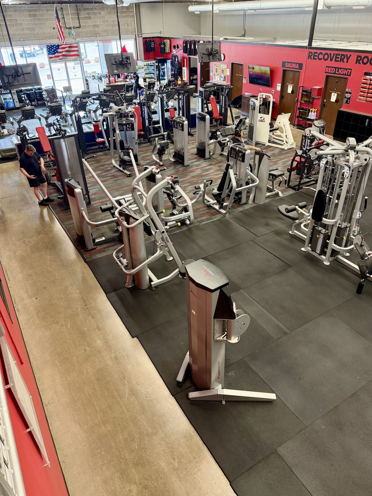 Selectorized machine floor leading to the sauna and red light recovery rooms